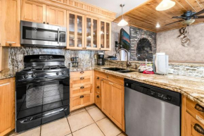 Casa Bella - Spacious mountain home, game room, WIFI, perfect for family gatherings!